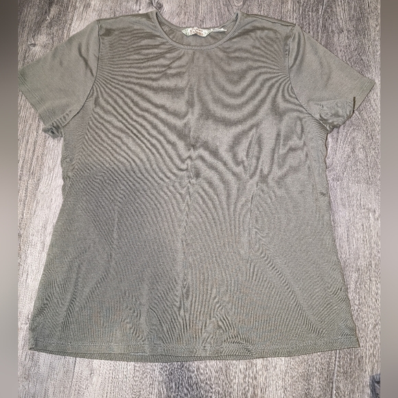 Vintage Tommy Bahama 75% silk 25 % cotton women's size M shirt solid green - Picture 1 of 5
